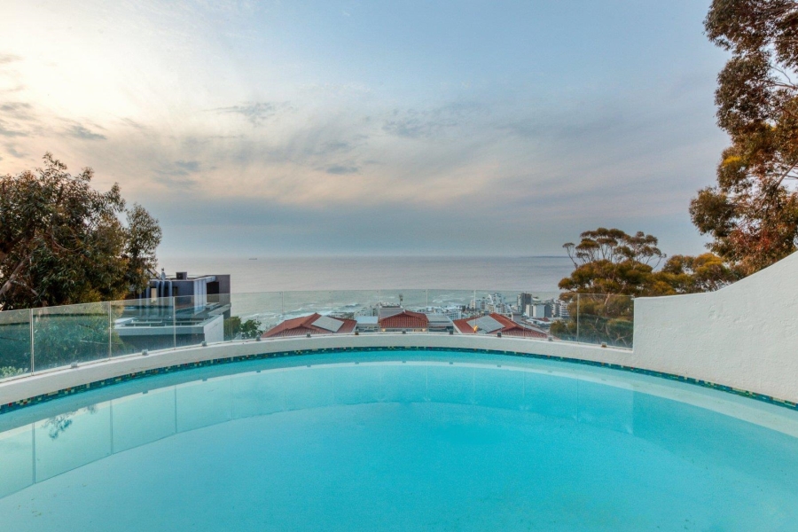 3 Bedroom Property for Sale in Bantry Bay Western Cape